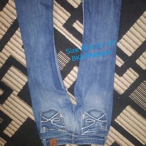 Women's BKE Buckles Jeans Size 28 X 31 1/2